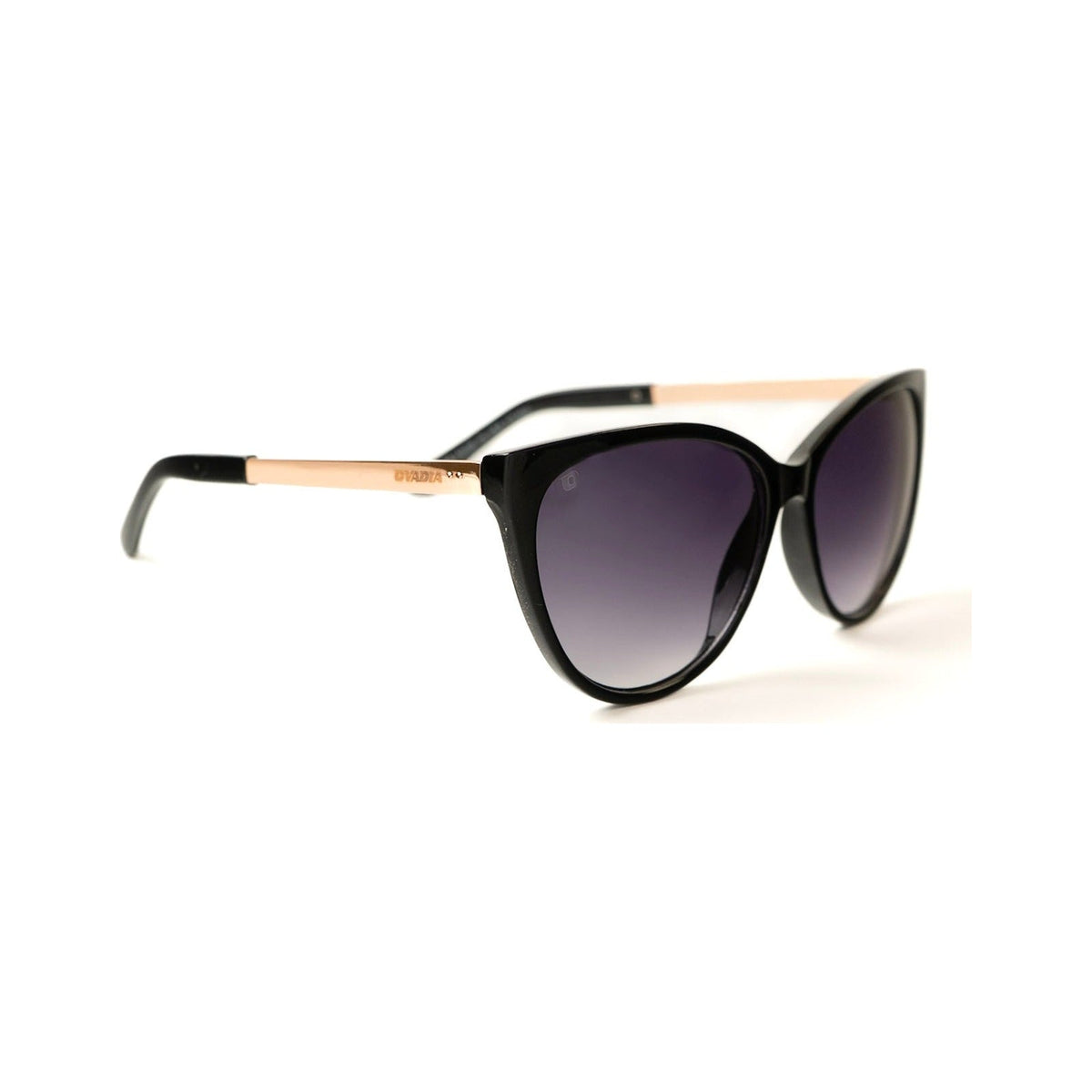 Lentes de sol Aurora Ovadia negros vista tres cuartos
